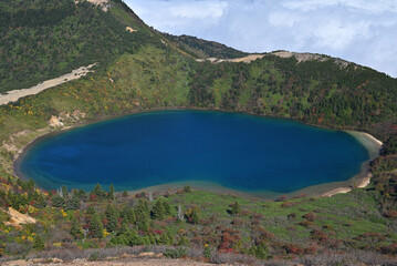 一切経山から見た魔女の瞳