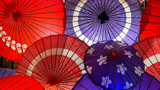 日本番傘」の写真素材 | 50,417件の無料イラスト画像 | Adobe Stock