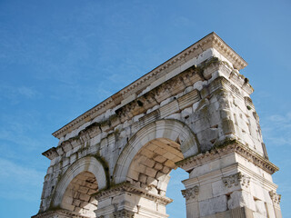 Fototapeta premium Détail de l'arc de Germanicus. Saintes, Charente-Maritime, Nouvelle-Aquitaine, France 