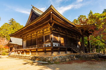 Obraz premium Jingo-Ji temple on Takao mountain in autumn, Kyoto, Japan
