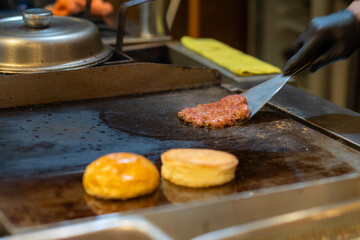 Preparing Beef For Cheeseburger