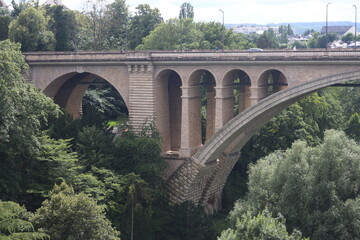 Puente Adolphe