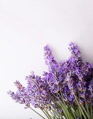 Naklejka premium Lavender bouquet arranged artistically on a light background in natural light