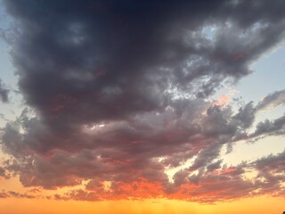 Fototapeta premium dramatic sky at sunset