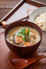 粕汁 - 酒粕を使った日本の伝統的な汁物