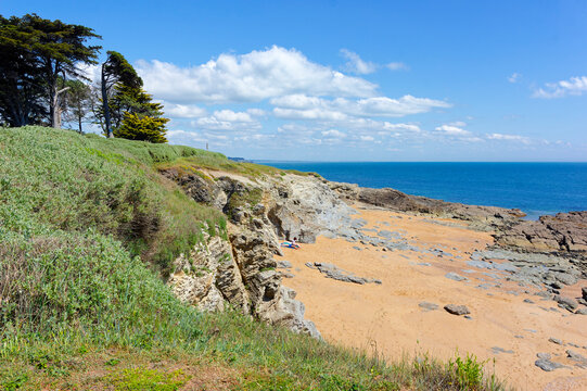 GR8 hiking path in Prefailles coast