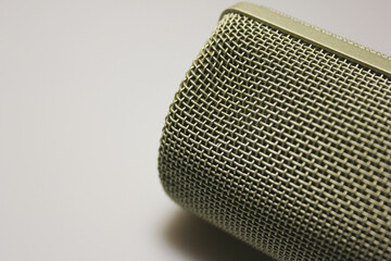 Studio condenser microphone for recording vocals, podcasts, streams and other audio content....