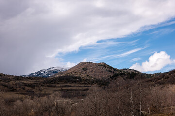 Obraz premium clouds over the mountains