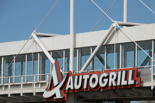 Shop and company logo autogrill