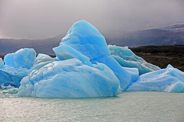 Imagen de un Iceberg en el Lago Argentino, El Calafate, Santa Cruz, Argentina