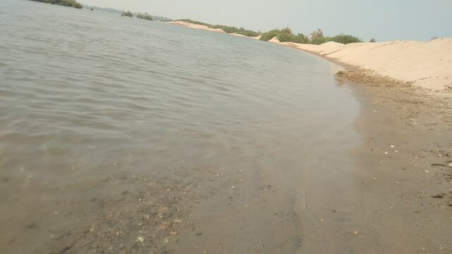 nes and seabeach, sea, sand, water, ocean, sky, coast, shore, summer, landscape, nature, island, vacation, wave, tropical, travel, horizon, sun, waves, footprints, footprint, bay, clouds, parad  south