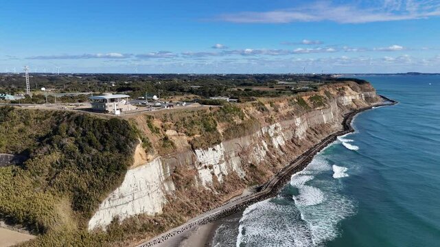 千葉県旭市にある刑部岬を撮影しました。
刑部岬は、屏風ヶ浦南端に位置する千葉県旭市の太平洋に突出する岬です。