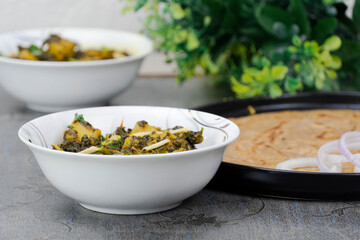 Aloo Palak, Aalo Palak ki bhujya, Potato Spinach Curry