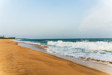 Printemps Éclatant : Jolie Plage au Sri Lanka