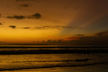 Tranquil Sunset Over a Serene Ocean