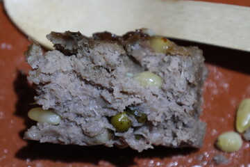 Roman meat with pepper and pine nut