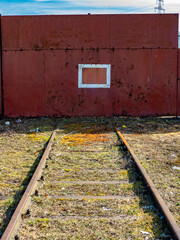 Bahngleise im Industriegebiet