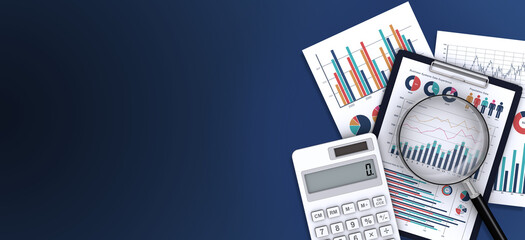 ビジネス資料を虫眼鏡で調べる、データ分析イメージ