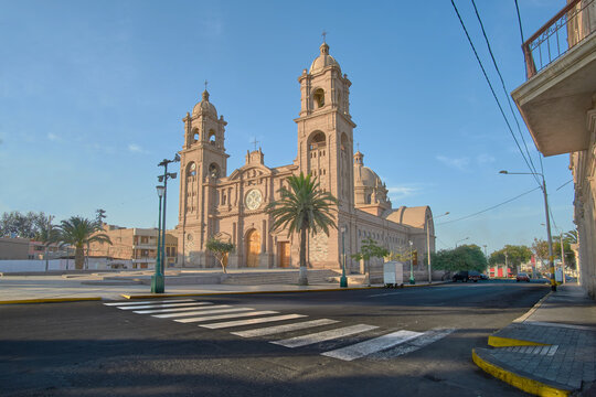 View of the Cathedral of Nuestra Se&ntilde;ora del Rosario, the main temple in the city of Tacna.