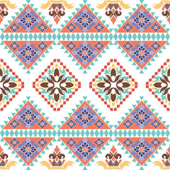 Tribal vector ornament. African pattern. Ethnic carpet with chevrons. Aztec style. Geometric mosaic, majolica. Ancient interior. Modern rug. Geo print on textile. Vintage fabric.