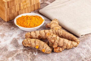 Fresh aroma tumeric roots heap