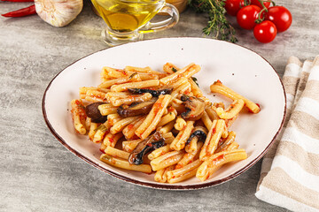 Italian cuisine - casafecce with mushrooms