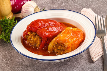 Stuffed bell pepper with meat