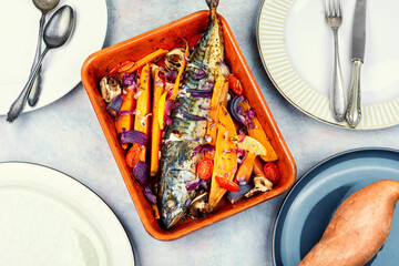 Cooked mackerel fish.