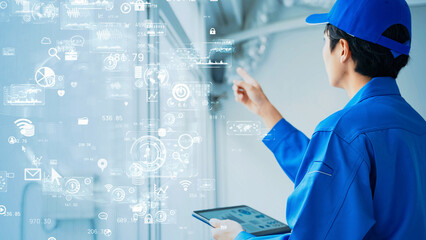 施設を点検する作業員とデジタルデータイメージ