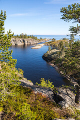 Naklejka premium The coast of Lake Ladoga