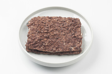  Sirutteok is a rice cake made by mixing rice cake powder with beans or red beans and steaming it without putting a layer on it.