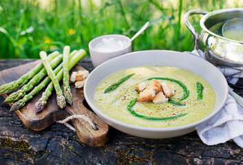 Asparagus soup