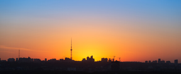 Fototapeta premium City sunset town panoramic landscape, sunset city, Kyiv, Ukraine