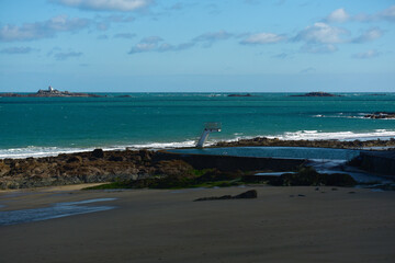 Saint-Quay-Portrieux, piscine naturelle et plongeoir - Côtes d’Armor, Bretagne
