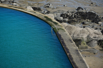 Saint-Quay-Portrieux, piscine naturelle et plongeoir - Côtes d’Armor, Bretagne