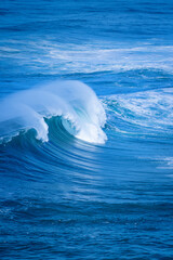 Naklejka premium big waves nazere portugal