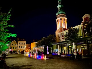 Oława rynek nocą © Krystian