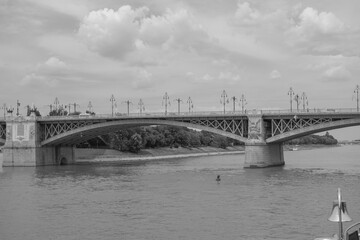 Fototapeta premium Donaukreuzfahrt im Sommer