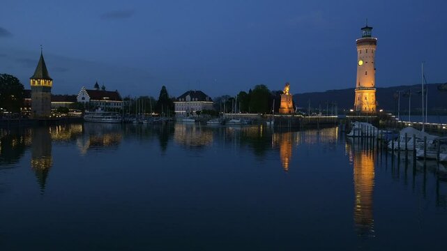 Lindau am Bodensee in der blauen Stunde, Bodensee, Bayern, Deutschland