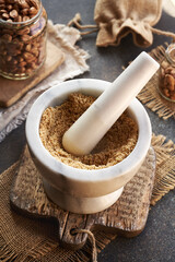 Preparation of homemade hazelnut butter in a mortar