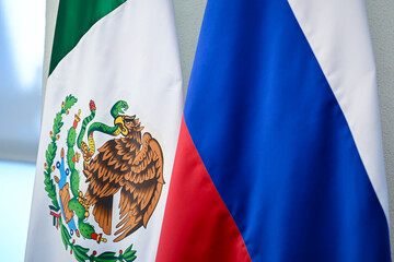 Banderas de Mexico y Rusia 