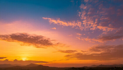 Obraz premium Sunset Sky with Vibrant Clouds