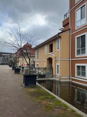 houses in the city
