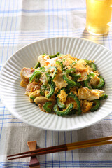 ゴーヤチャンプルとビール