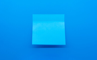 blue sticky note paper