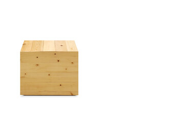1 empty wooden crate placed PNG transparent.