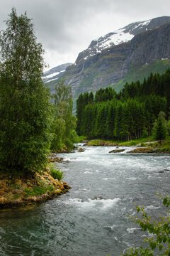 A fast-flowing stream in the norway mountains