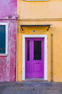 walking around the coloruful village of Burano Italy