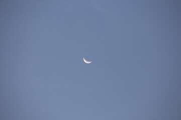 moon and clear clouds  with lens 70-200 mm