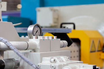 manufacturing equipment and analog pressure gauge